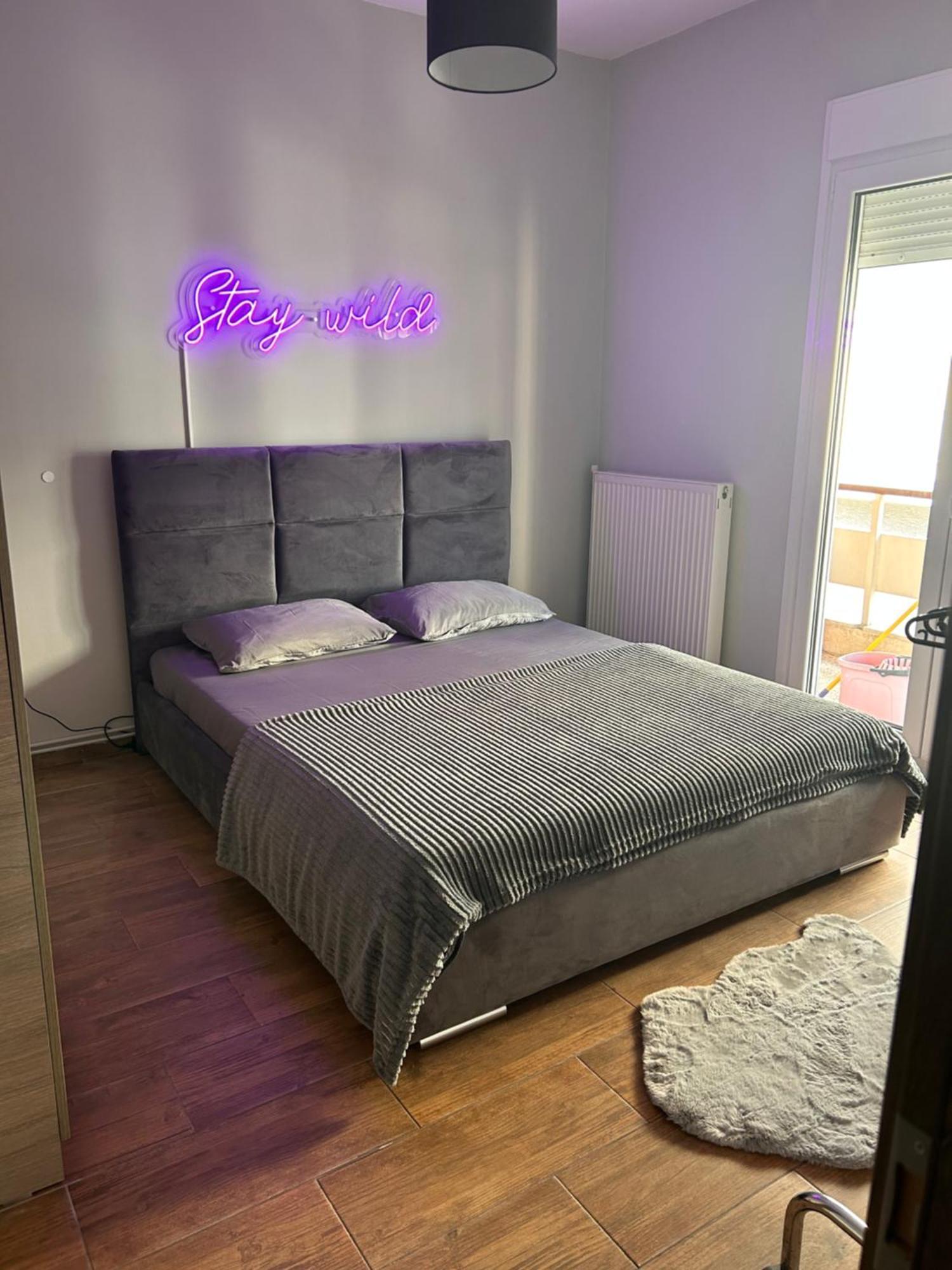 Angies Ledsigns Apartment Салоники Экстерьер фото